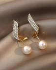 Chic Gold Pearl Drop Earrings | Gold 2