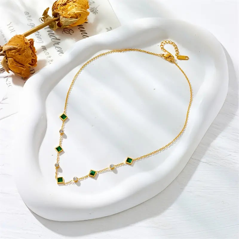 Amelisse Glenwyn Necklace | Gold 1