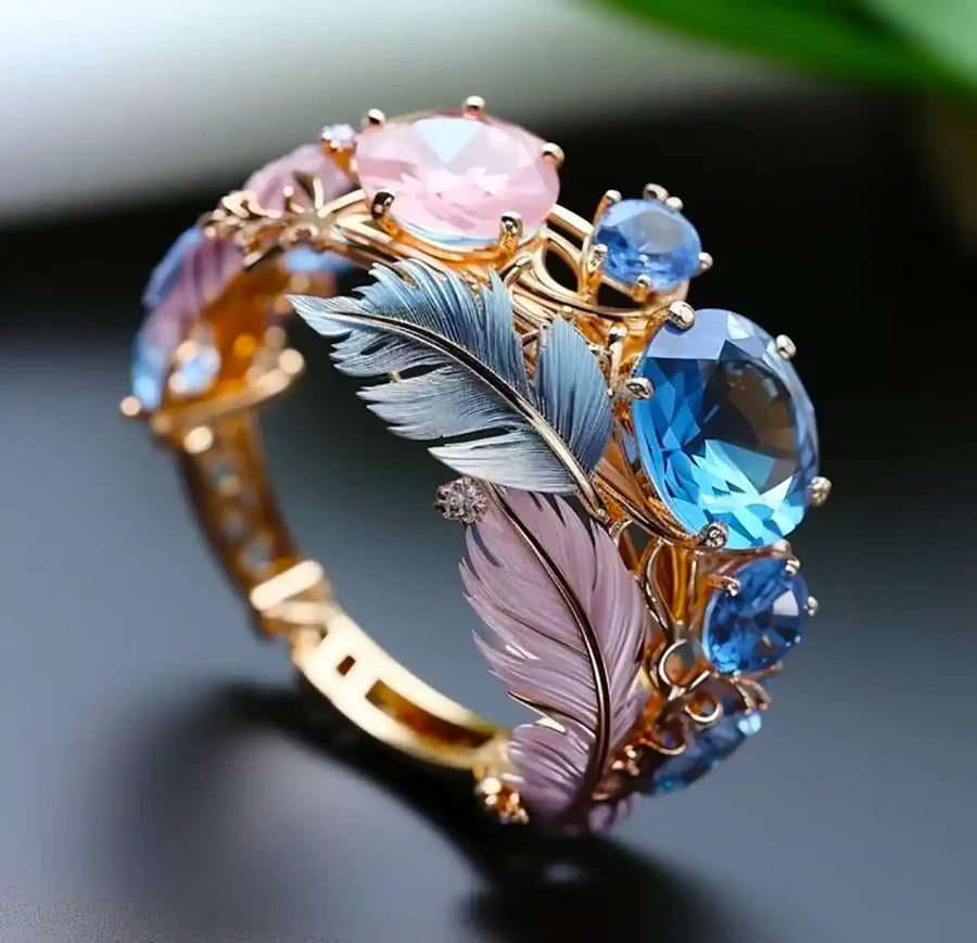 Antique Exotic Feather Crystal Ring | Gold 0