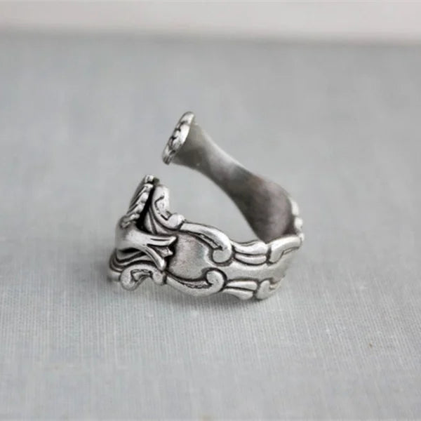 Carla's Hummingbird Ring | Unique Jewelry | Handcrafted Accessories | Meaningful Keepsakes 1