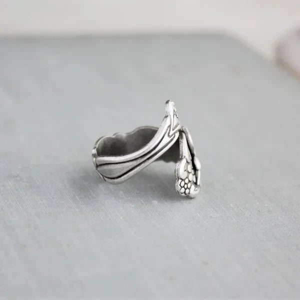 Carla's Hummingbird Ring | Unique Jewelry | Handcrafted Accessories | Meaningful Keepsakes 2