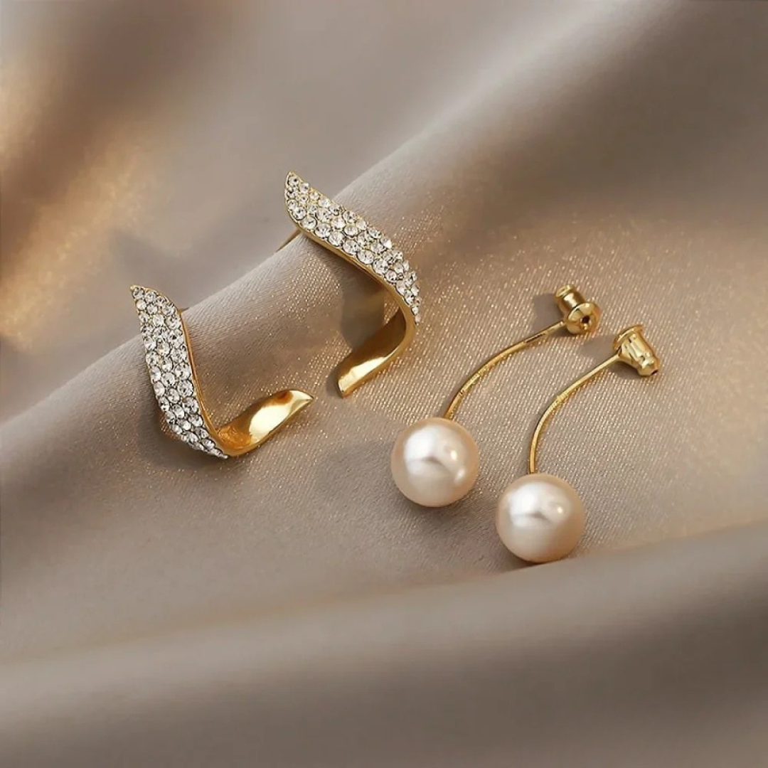 Chic Gold Pearl Drop Earrings | Gold 0