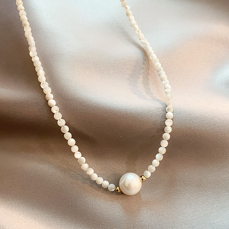 Chic Pearl Necklace | Handmade 0
