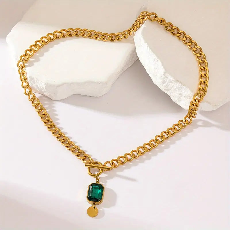 Chunky Chain Emerald Pendant Necklace | Gold 3