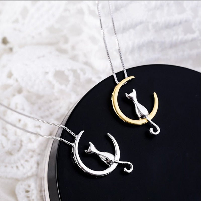 Crescent Cat Necklace | Silver 2