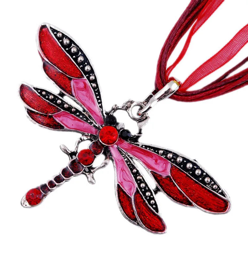 Crystal Dragonfly Pendant Necklace | Alloy 10