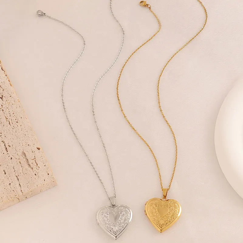 Elegant Gold Heart Photo Locket Necklace | Gold 2