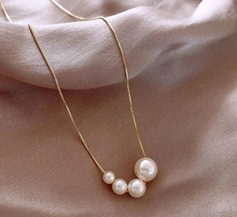 Elegant Gold Necklace | Freshwater Pearls 0