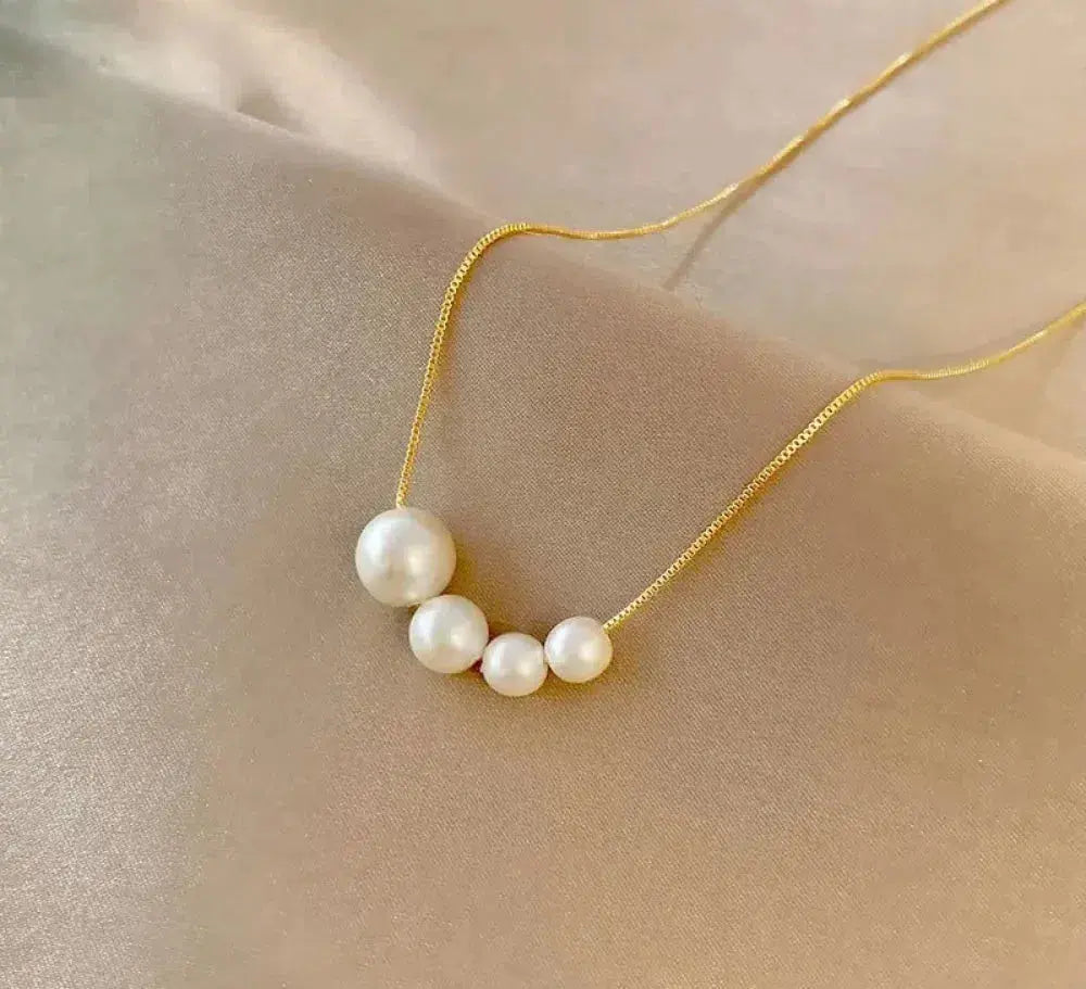 Elegant Gold Necklace | Freshwater Pearls 1