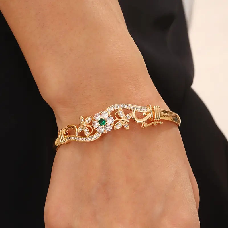 Isla Beaumont Bracelet | Gold 2