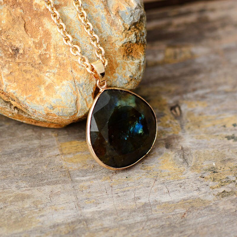 Labradorite Pendant Necklace | Stainless Steel 2