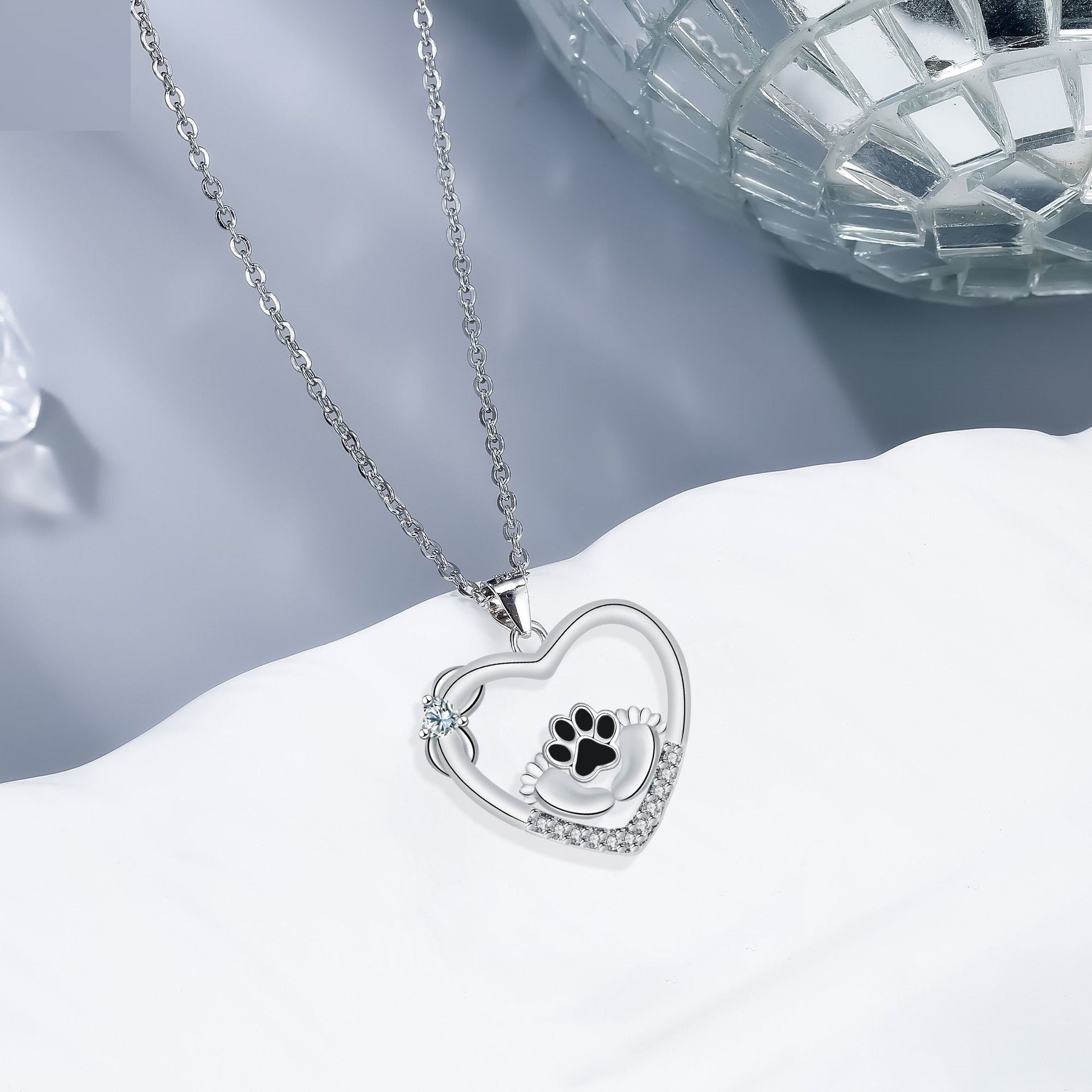 Little Feet Dog Paw Print Necklace | Silver-plated Alloy 1