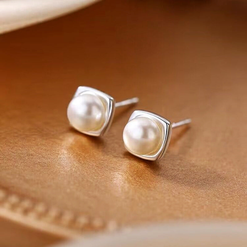 Livia Pearl Earrings | Sterling Silver 0