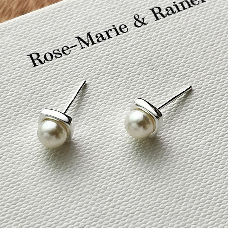 Livia Pearl Earrings | Sterling Silver 2