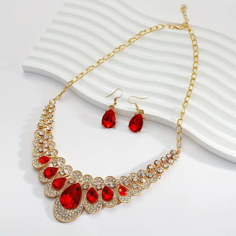 Maevina Crimselle Necklace and Earring Set | Gold 1
