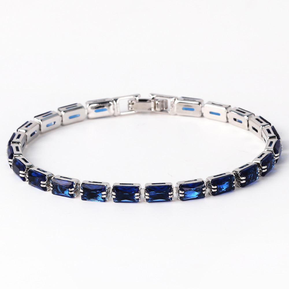 Mireda Thalindra Bracelet | White Gold 1