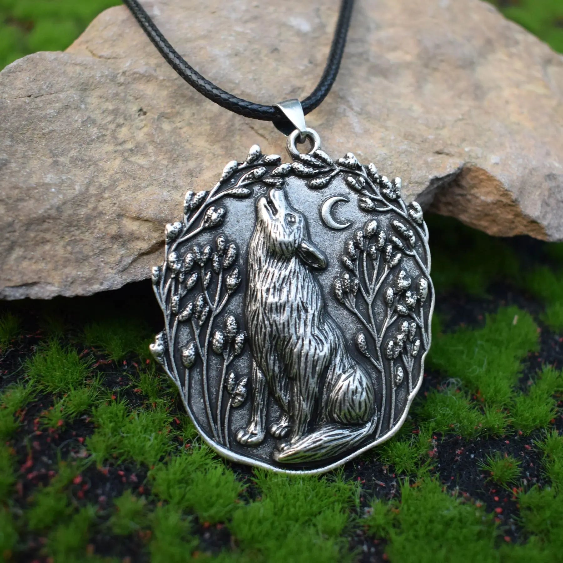 Moon Wolf Pendant Necklace | Premium Metal Alloy 2