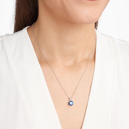 Round Cut Sapphire Necklace | White Gold 1