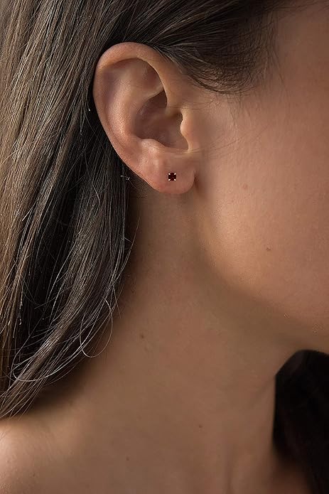 Ruby Round Stud Earrings | Gold 2