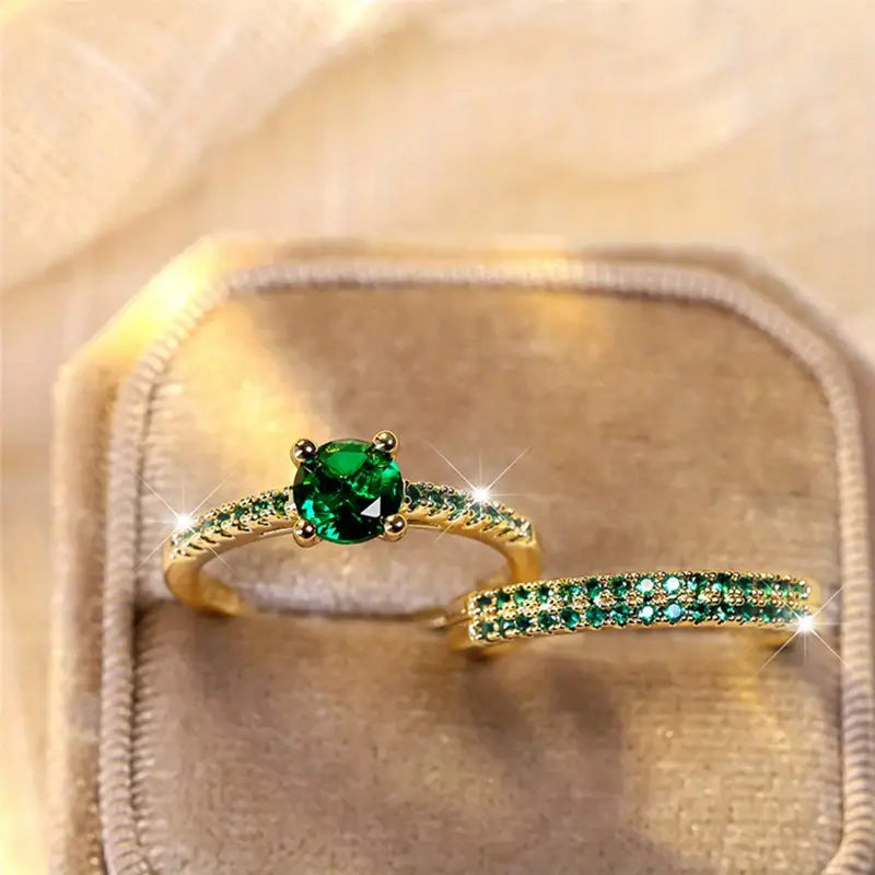 Serena Emerald Wedding Ring Set | Gold 2