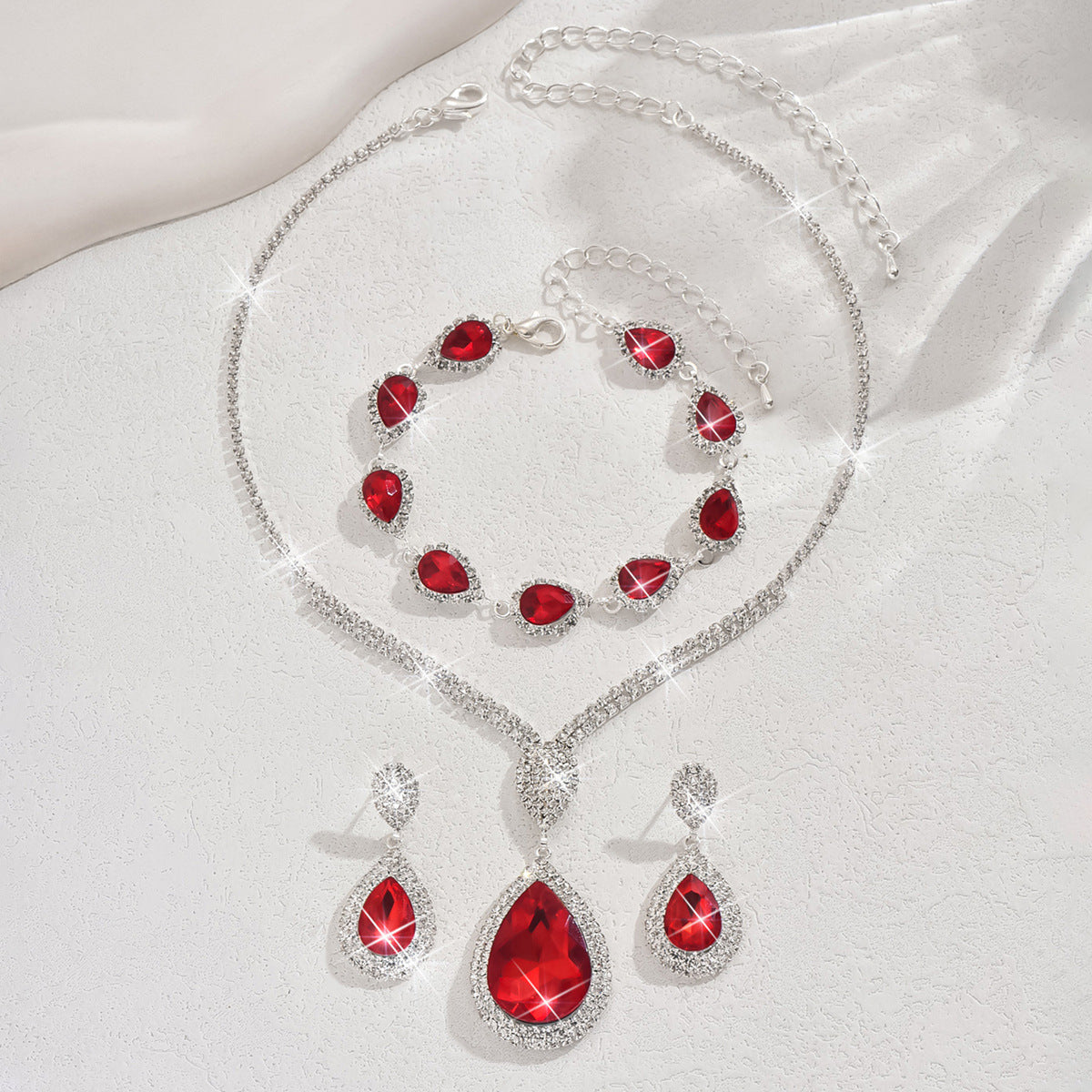Thalira Bloodwynne Jewelry Set | White Gold 1