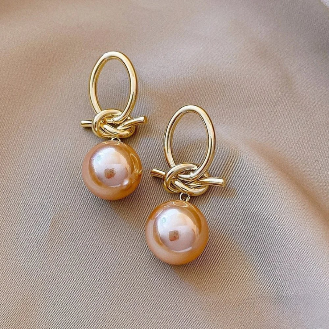 Timeless Pearl Drop Earrings | Pearl 1
