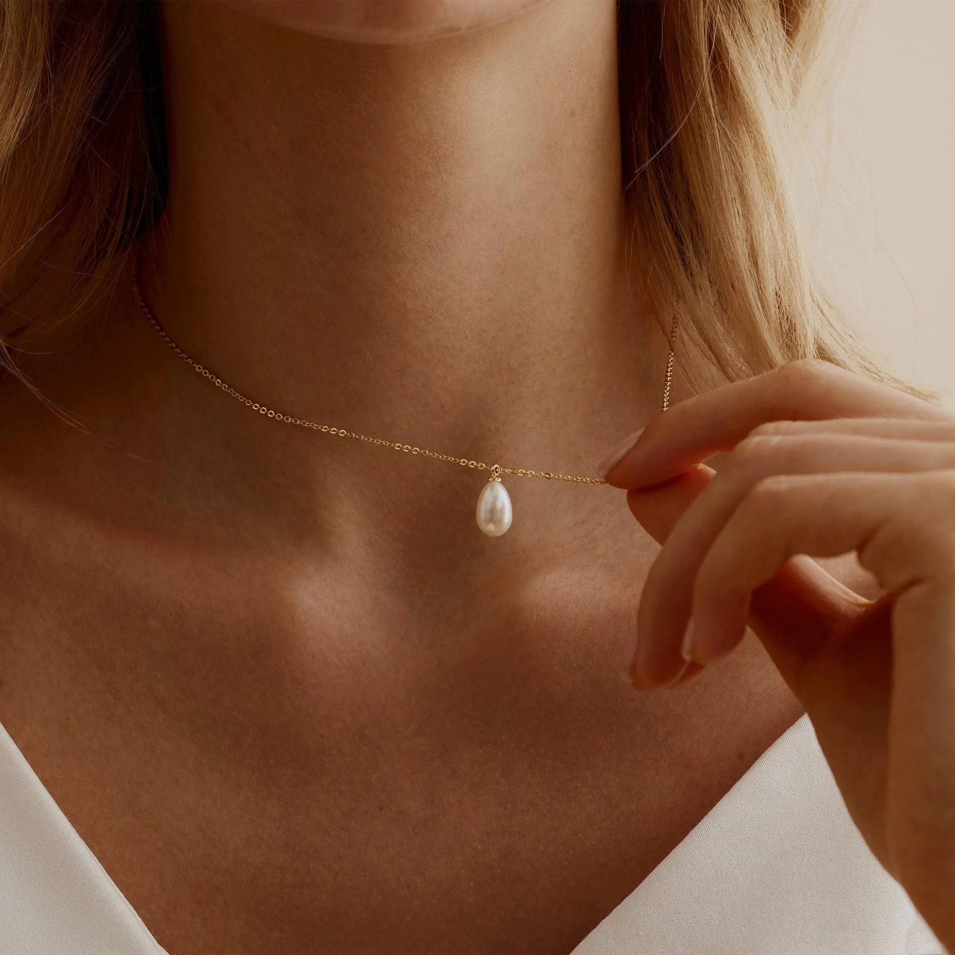 Timeless Water Drop Pearl Necklace | Pearl 1
