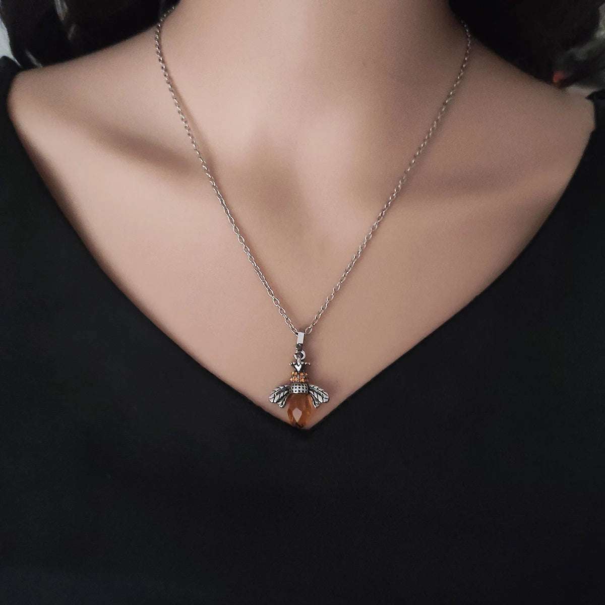 Vintage Bee Necklace and Earrings Set | Premium Metal Alloy 3