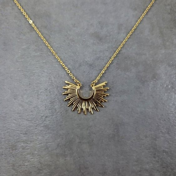 Vintage Emperor Necklace | Gold 0