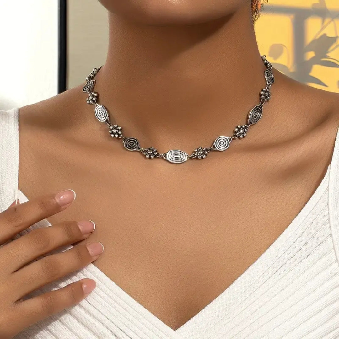 Vintage Exotic Necklace | Silver 0