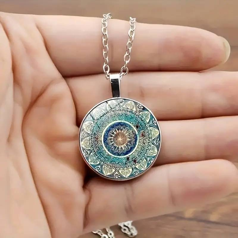 Vintage Rounded Blue Mandala Necklace | Metal Alloy 0