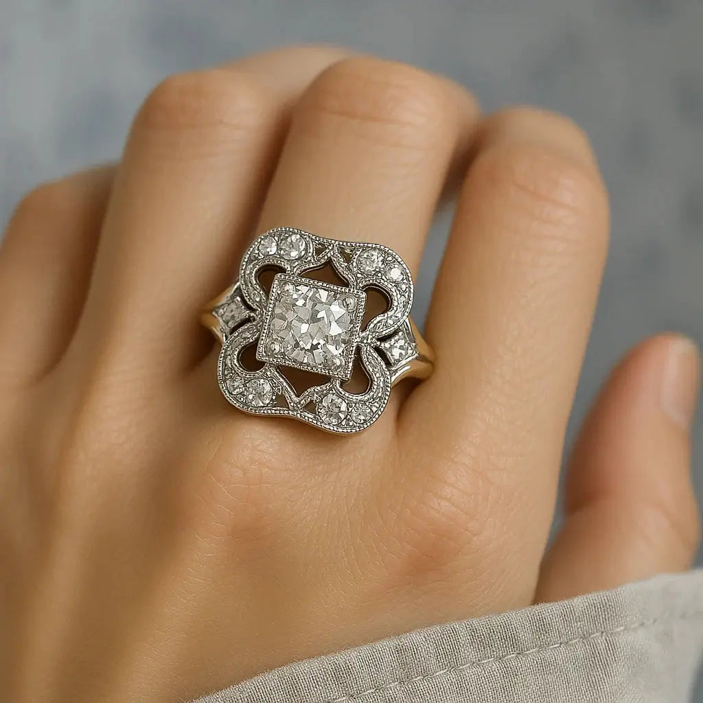 Vintage Zirconia Gold Ring | Gold 2