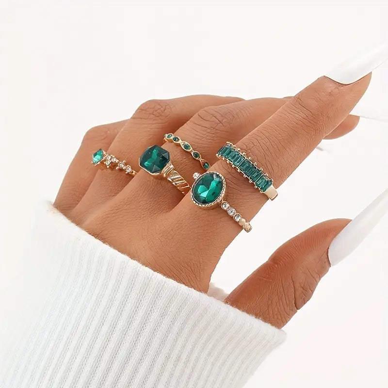Zarina Exquisite Emerald Ring Set | Gold 2